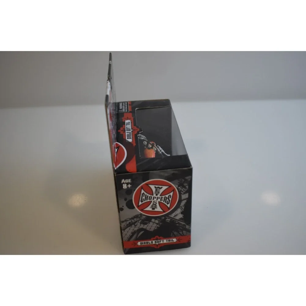 Jesse James West Coast Choppers Diablo Soft Tail 1:18 Scale Diecast JJ05-18-17